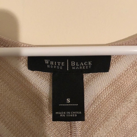 White & Black Market Woman’s Top Tan & wht. - Picture 5 of 5